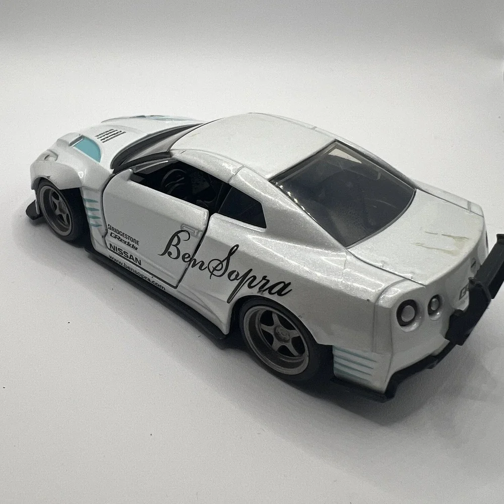 Jada JDM Tuners 1/32 Scale 2009‎ NISSAN GT-R R35 BEN SOPRA Diecast Model Car Toy